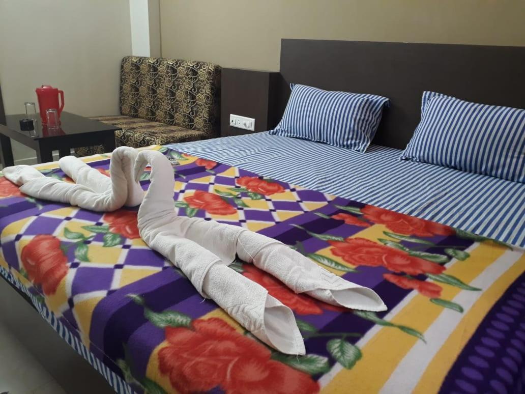 Goroomgo Hotel Uk Palace Puri Eksteriør bilde
